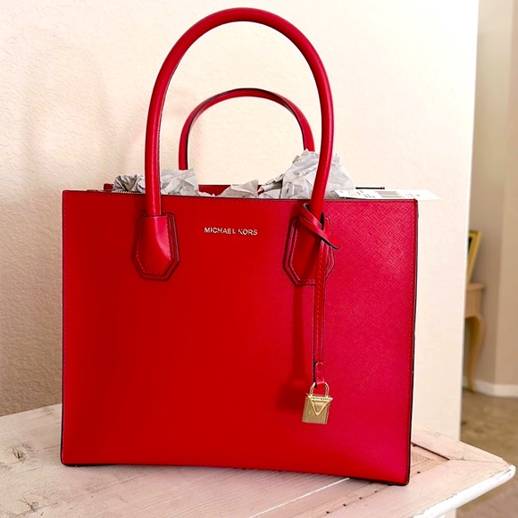 ❤️ NWT | MICHAEL KORS | Large Convertible Tote, Eye Stopping Red - Picture 3 of 5